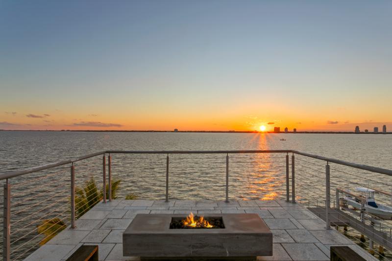 Tampa’s waterfront lifestyle: Chic, relaxed, and always close to the water